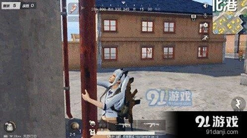 荒野行动爬水管技巧教程